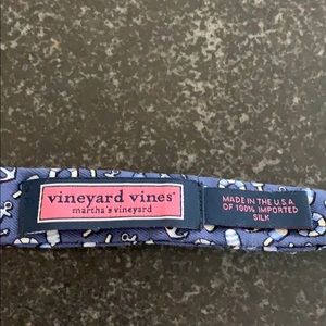 Vineyard vine bow tie